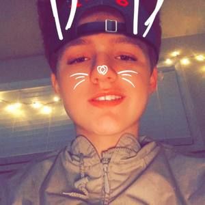 Meet your Posher, Dylan